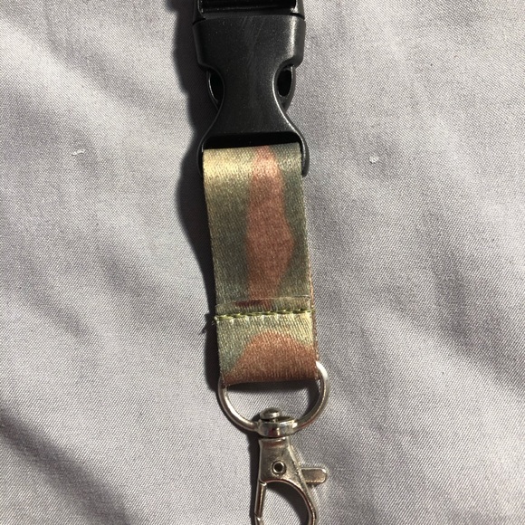 Keychain - Picture 3 of 3